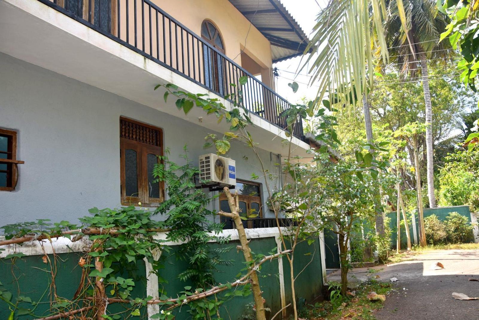 Dulina Holiday Home 阿努拉德普勒 外观 照片